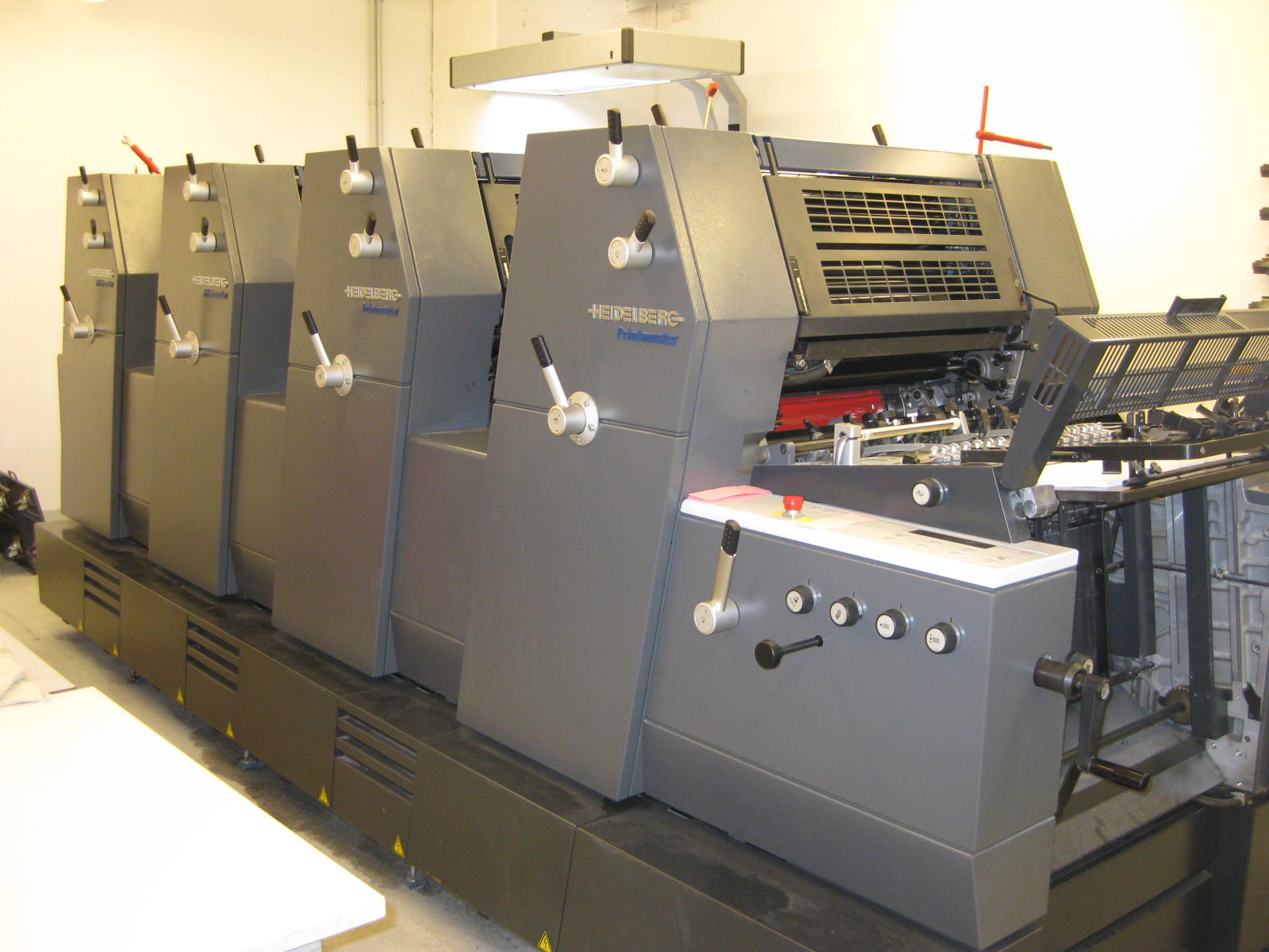 img_printing_machine