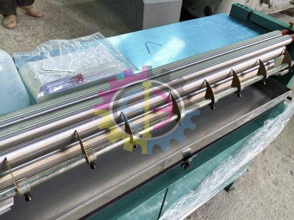 Chinese gluer machine